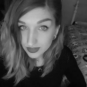 Meet your Posher, Hana